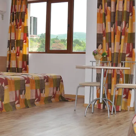 Hotel Gardenia Hills Słoneczny Brzeg