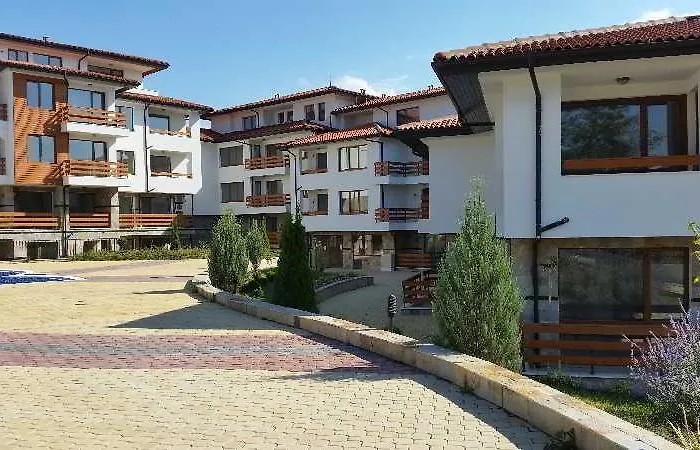 Hotel Gardenia Hills 3*