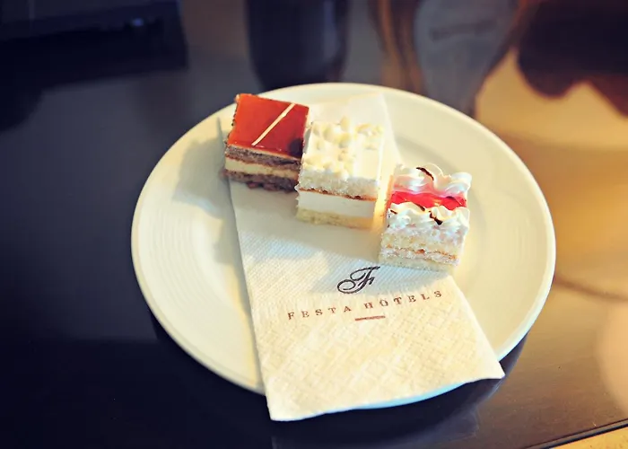 Gardenia Hills Hotel