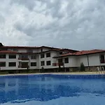 Gardenia Hills