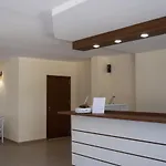 Gardenia Hills Hotel