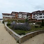 Gardenia Hills Hotel 3*