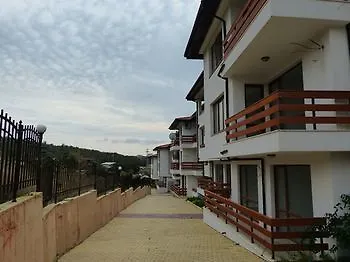 Gardenia Hills Hotell