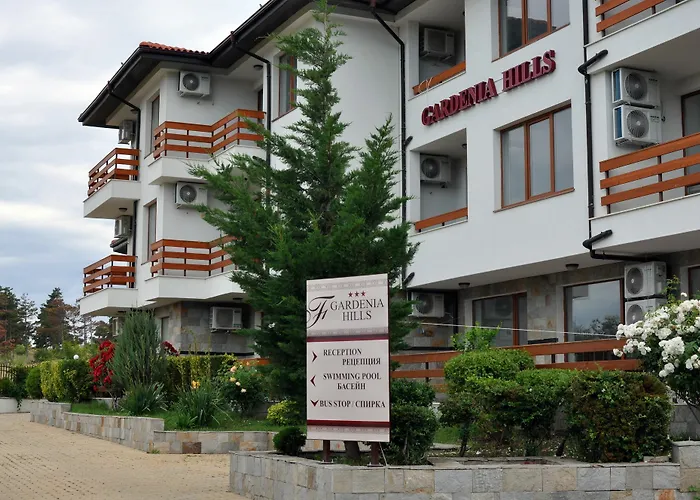 Gardenia Hills Hotell 3*