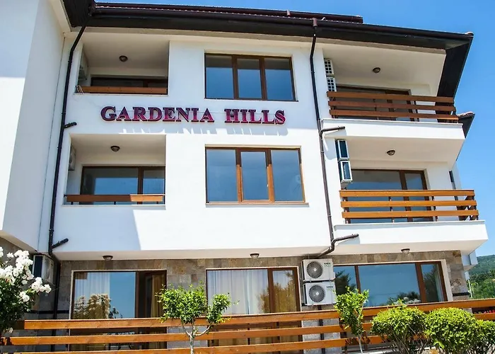 Gardenia Hills Hotell 3*